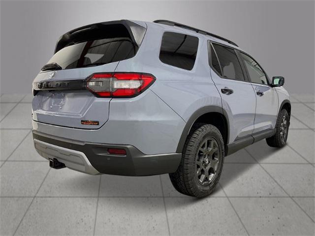 new 2025 Honda Pilot car, priced at $51,350