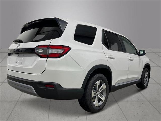 new 2025 Honda Pilot car, priced at $47,550