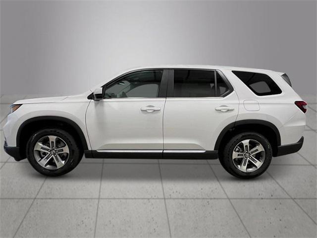 new 2025 Honda Pilot car, priced at $47,550