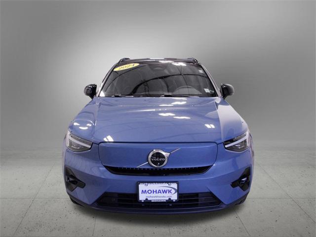 used 2024 Volvo XC40 Recharge Pure Electric car, priced at $34,000