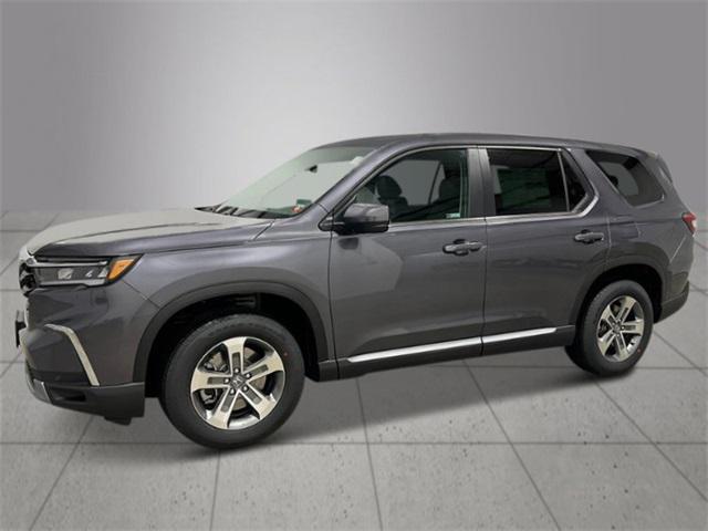 new 2025 Honda Pilot car, priced at $47,095