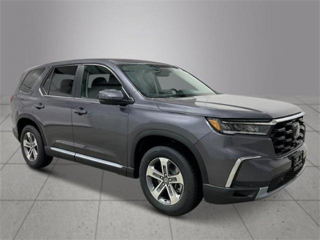 new 2025 Honda Pilot car, priced at $47,095