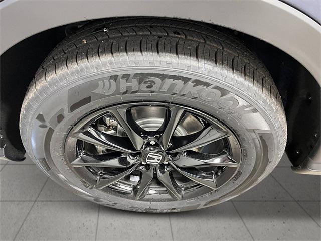 new 2026 Honda CR-V Hybrid car, priced at $38,580