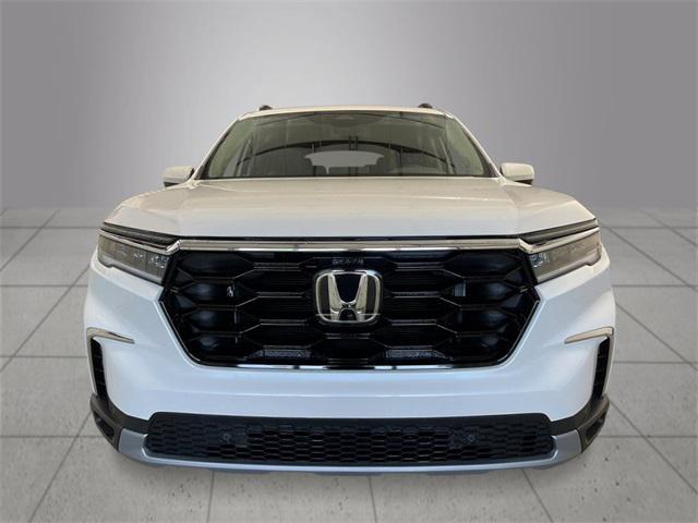 new 2025 Honda Pilot car, priced at $53,450