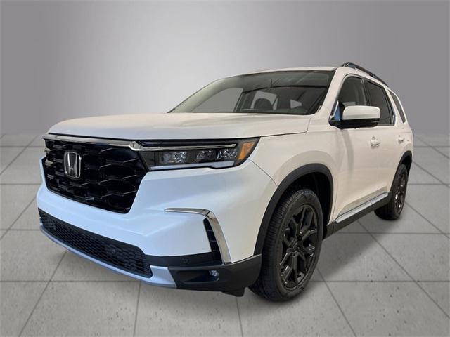 new 2025 Honda Pilot car, priced at $53,450