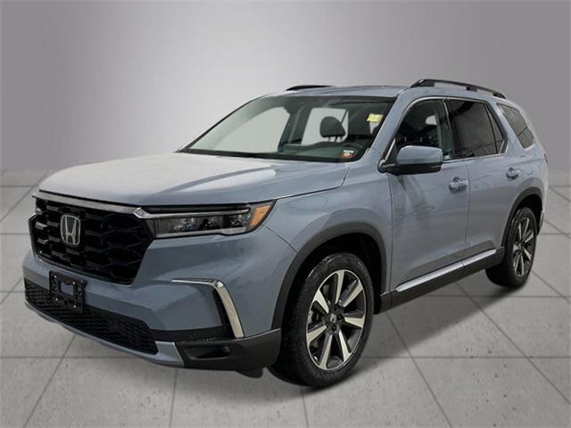 new 2025 Honda Pilot car, priced at $51,550