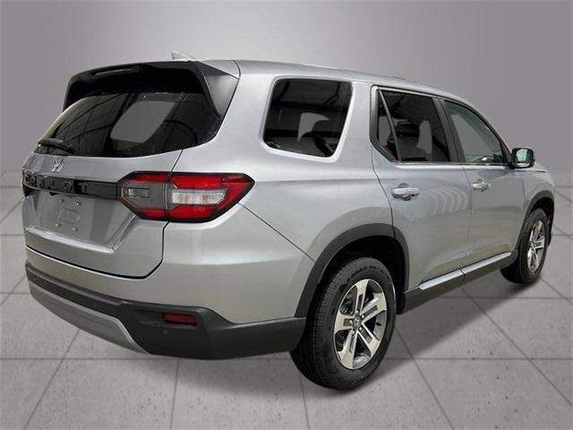 new 2025 Honda Pilot car, priced at $47,825