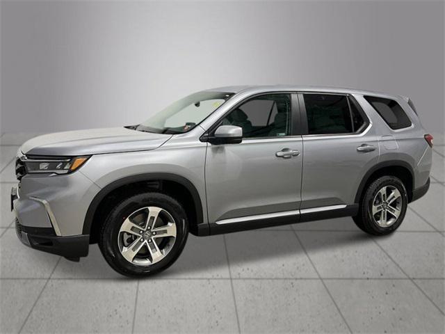 new 2025 Honda Pilot car, priced at $47,825