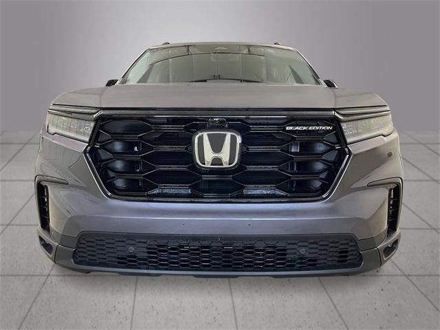 new 2025 Honda Pilot car, priced at $56,075