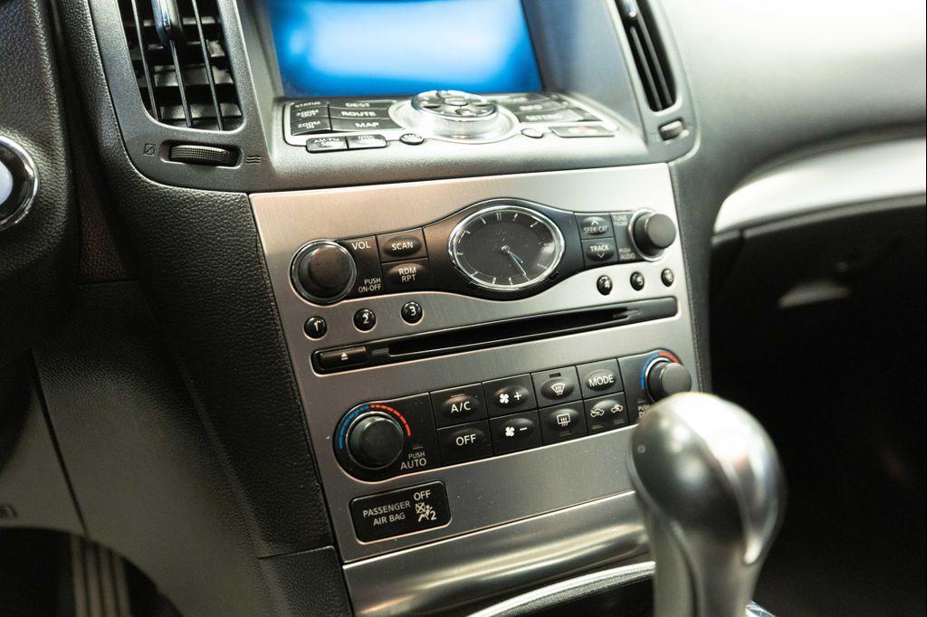 used 2011 INFINITI G37 car, priced at $15,999