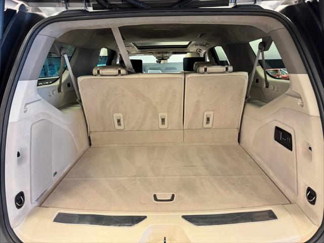 used 2021 Cadillac Escalade ESV car, priced at $67,999