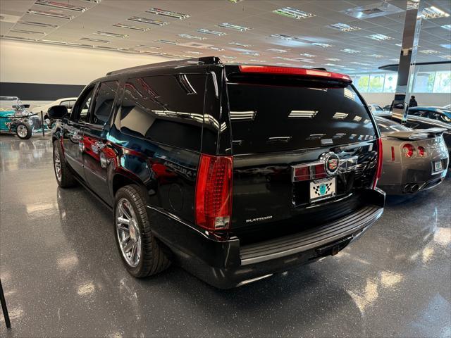 used 2013 Cadillac Escalade ESV car, priced at $18,999