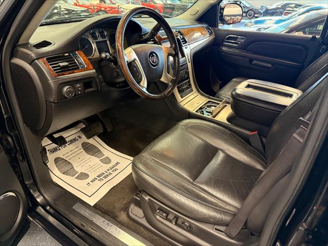 used 2013 Cadillac Escalade ESV car, priced at $18,999