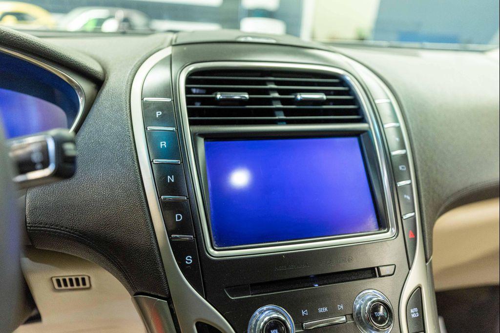 used 2020 Lincoln Nautilus car, priced at $25,999