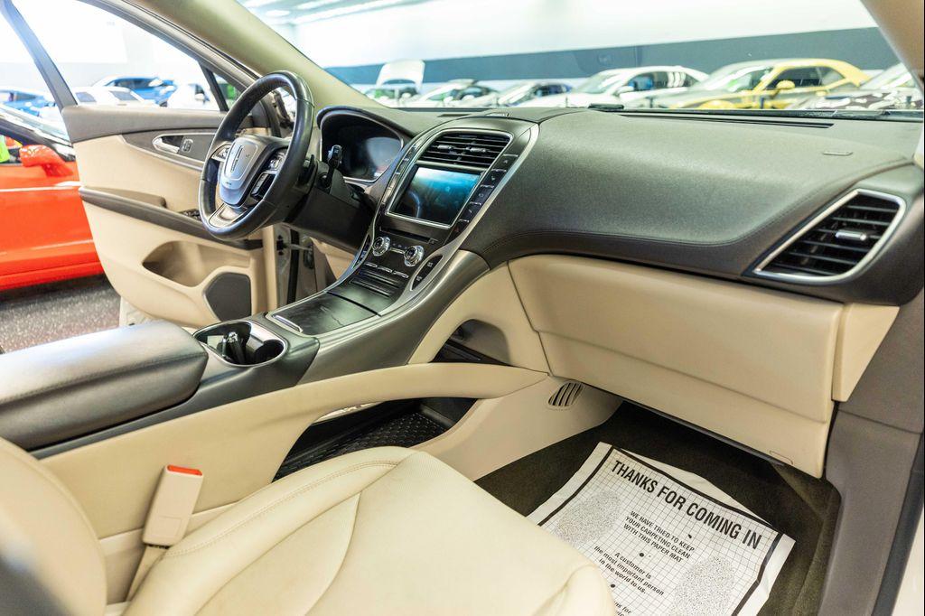 used 2020 Lincoln Nautilus car, priced at $25,999