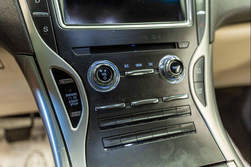 used 2020 Lincoln Nautilus car, priced at $25,999