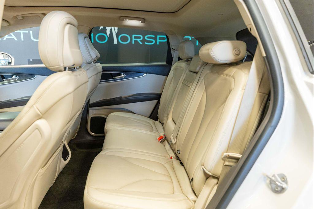 used 2020 Lincoln Nautilus car, priced at $25,999