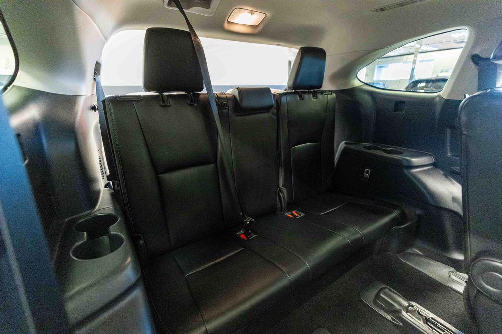 used 2020 Toyota Highlander car, priced at $34,999