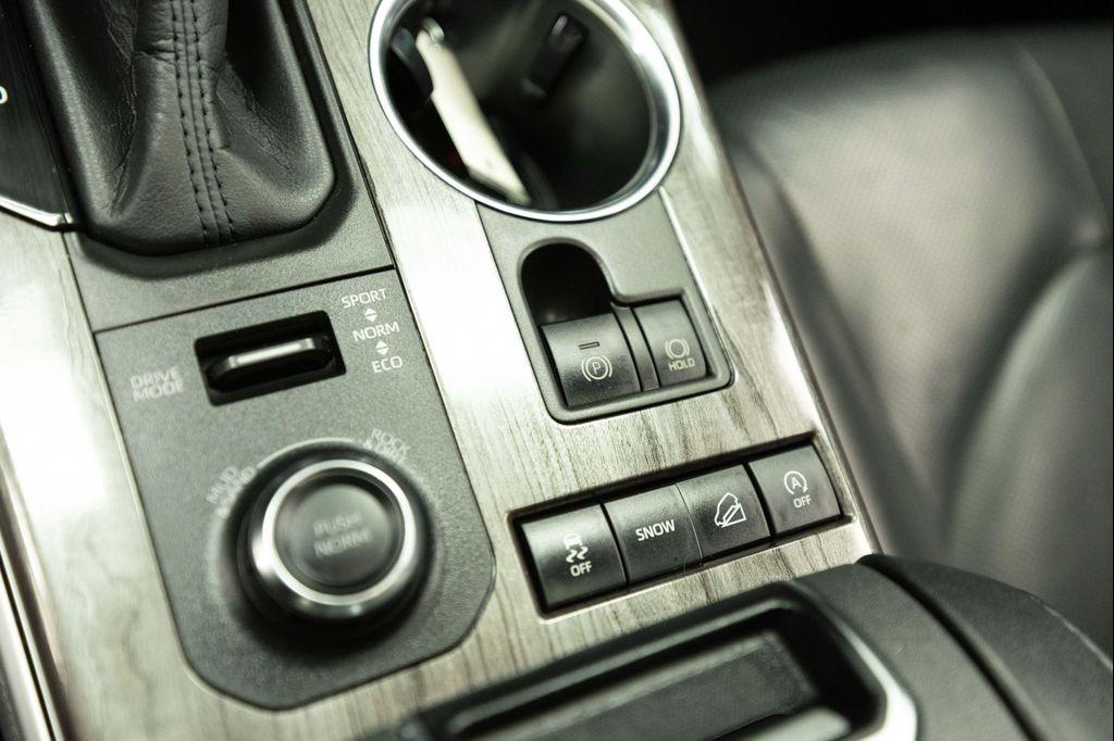 used 2020 Toyota Highlander car, priced at $34,999