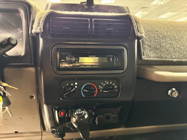 used 2005 Jeep Wrangler car, priced at $14,994