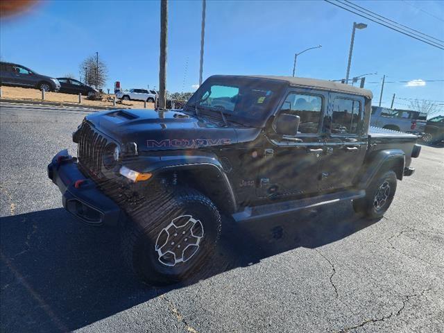 used 2022 Jeep Gladiator car, priced at $33,433