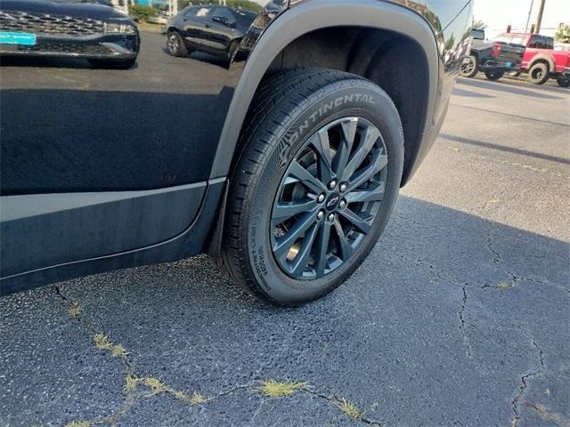used 2023 Chevrolet Traverse car, priced at $33,980