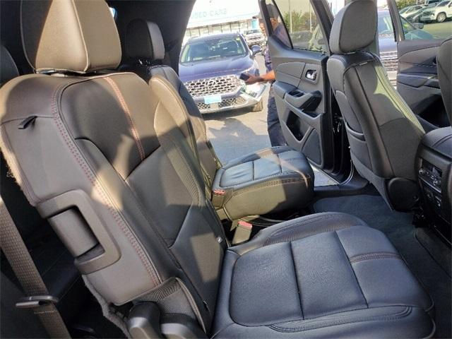 used 2023 Chevrolet Traverse car, priced at $33,980