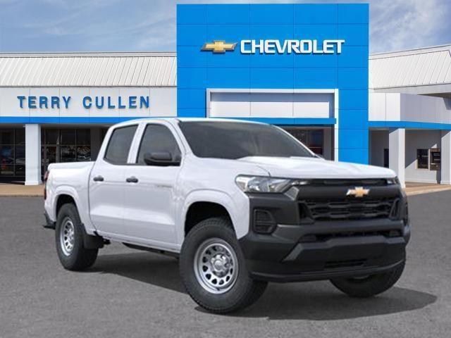 new 2025 Chevrolet Colorado car, priced at $33,635