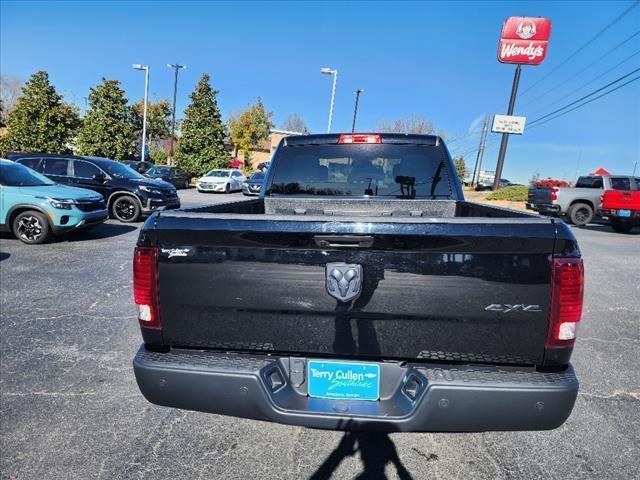 used 2022 Ram 1500 Classic car, priced at $31,000