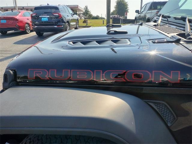 used 2022 Jeep Wrangler Unlimited car, priced at $33,700