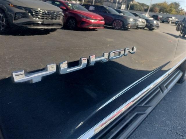 used 2022 GMC Yukon XL car, priced at $44,000