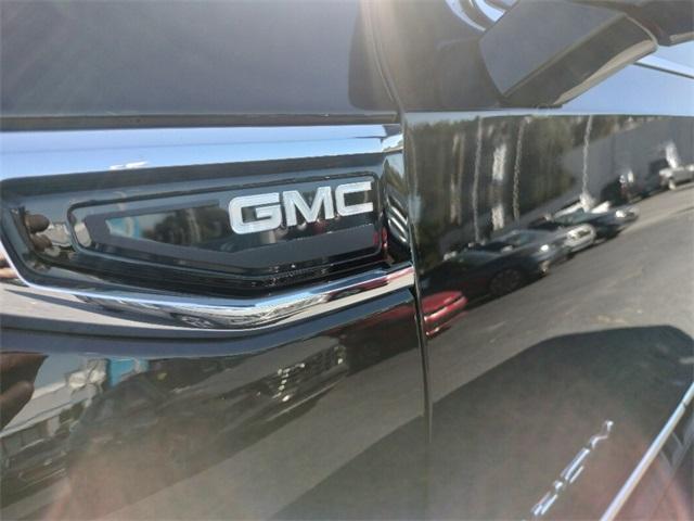 used 2022 GMC Yukon XL car, priced at $44,000