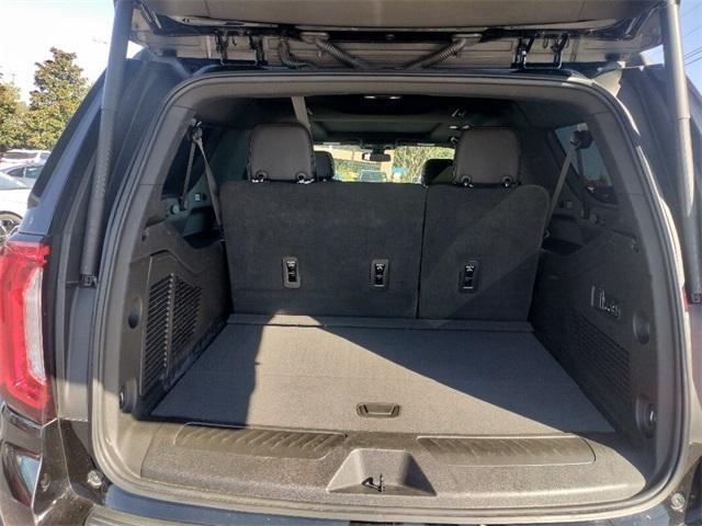 used 2022 GMC Yukon XL car, priced at $44,000