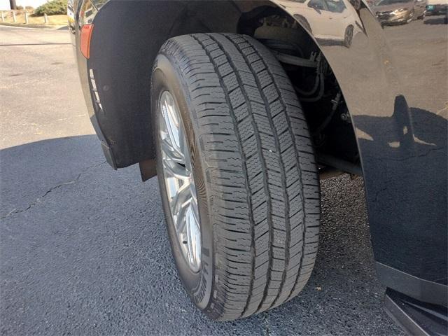 used 2022 GMC Yukon XL car, priced at $44,000