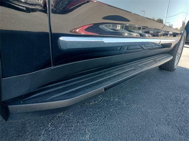 used 2022 GMC Yukon XL car, priced at $44,000