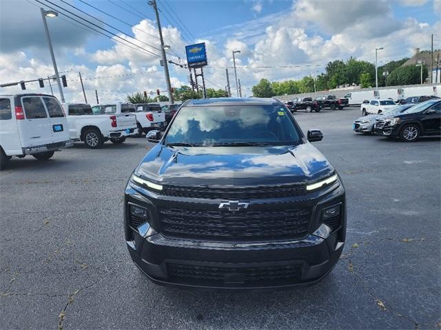 used 2024 Chevrolet Traverse car, priced at $34,850