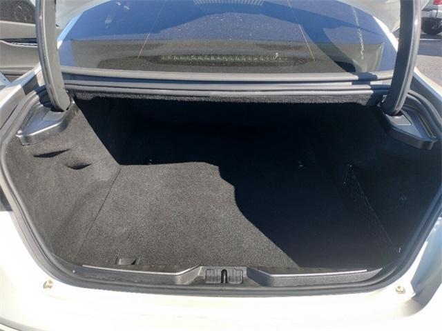 used 2022 Maserati Quattroporte car, priced at $36,000