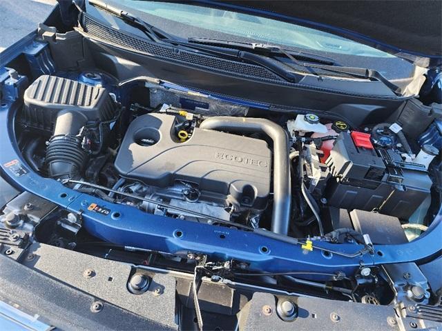 used 2025 Chevrolet Equinox car, priced at $27,500