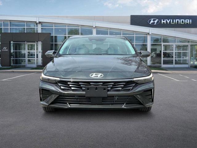 new 2025 Hyundai Elantra car, priced at $30,480