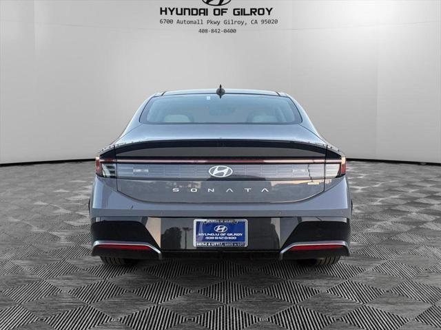 new 2025 Hyundai Sonata Hybrid car, priced at $38,115