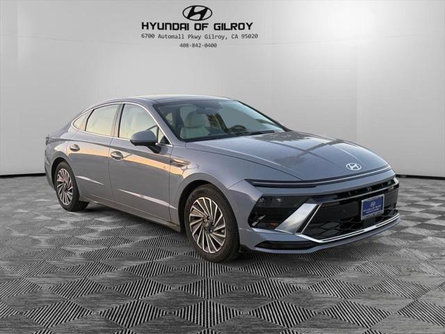 new 2025 Hyundai Sonata Hybrid car, priced at $38,115