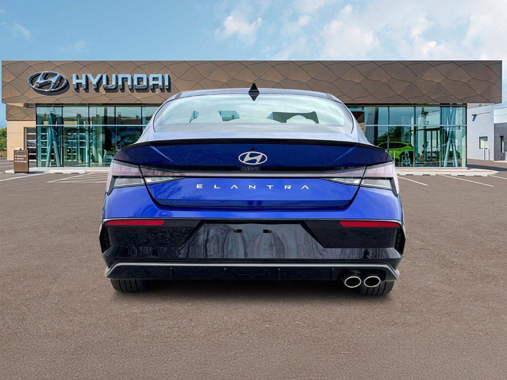 new 2025 Hyundai Elantra car