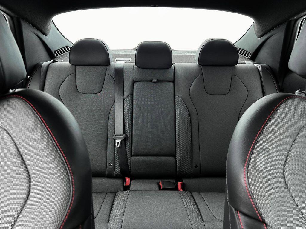 new 2025 Hyundai Elantra car