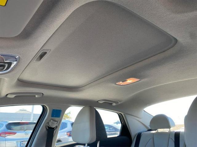 new 2025 Hyundai Elantra car, priced at $30,585