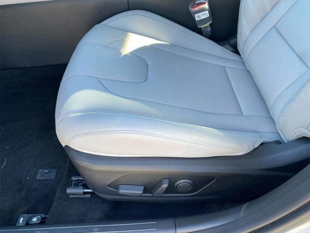 new 2025 Hyundai Elantra car, priced at $30,585