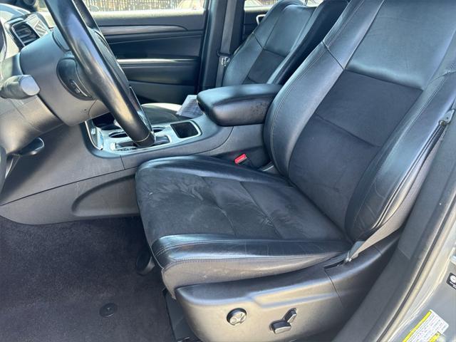 used 2022 Jeep Grand Cherokee car, priced at $27,495