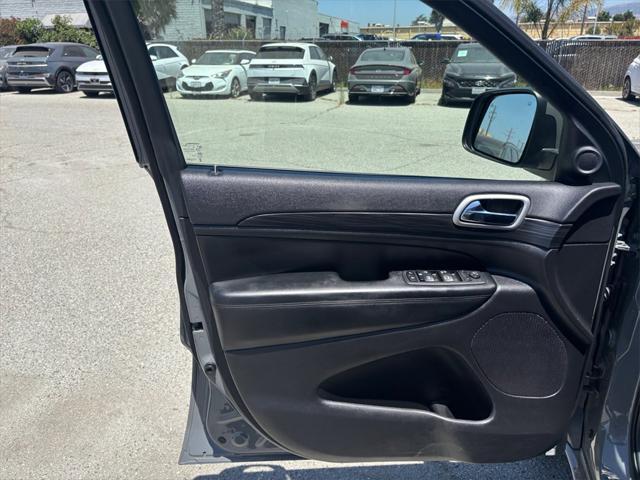 used 2022 Jeep Grand Cherokee car, priced at $27,495