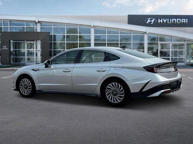 new 2025 Hyundai Sonata Hybrid car, priced at $38,385
