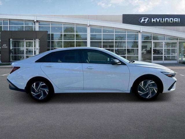 new 2025 Hyundai Elantra car, priced at $28,185
