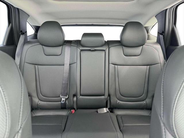 new 2025 Hyundai TUCSON Hybrid car, priced at $37,260